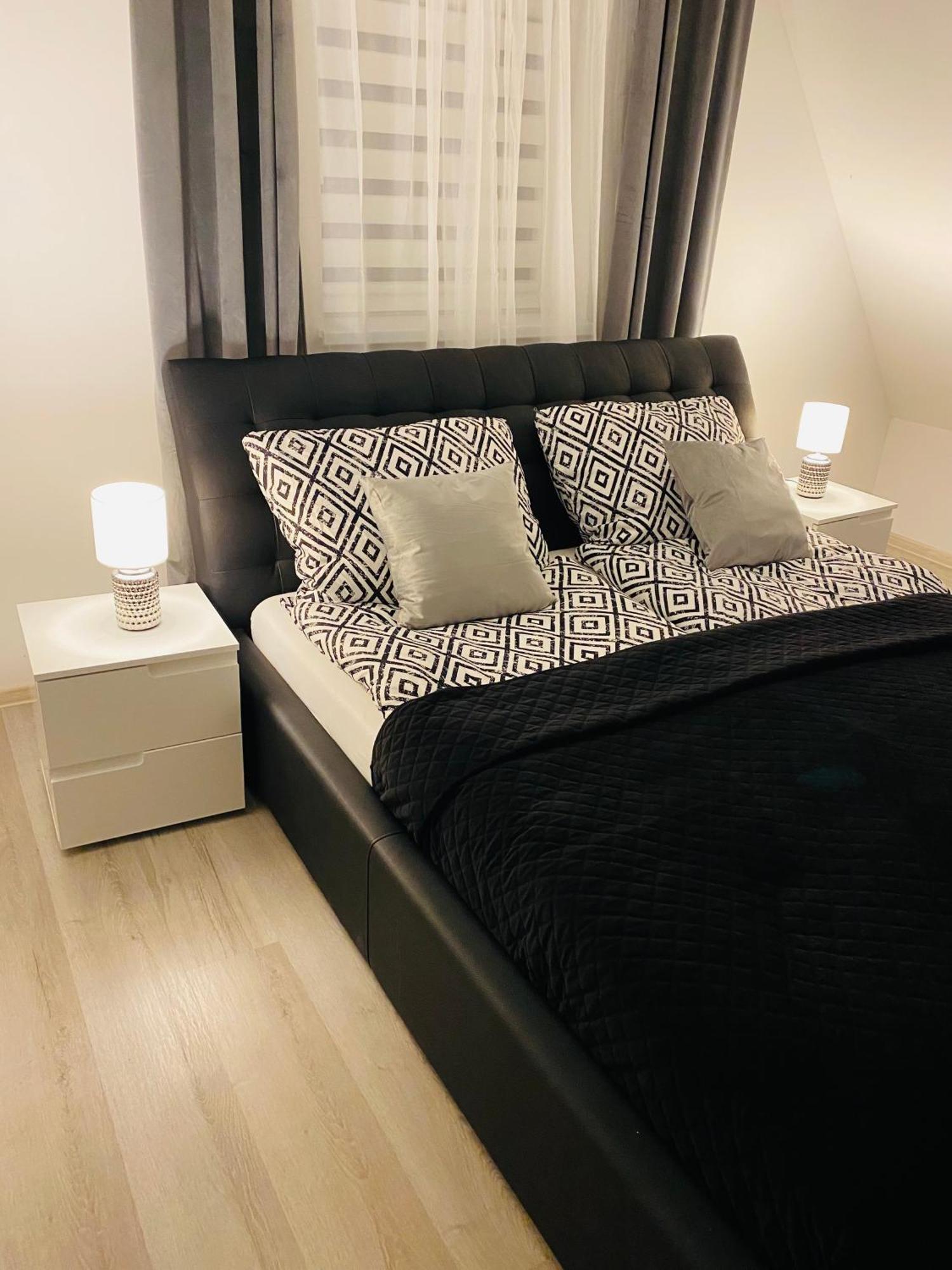 Apartamenty Pod Wieza 1 โอลชตือเนค ภายนอก รูปภาพ